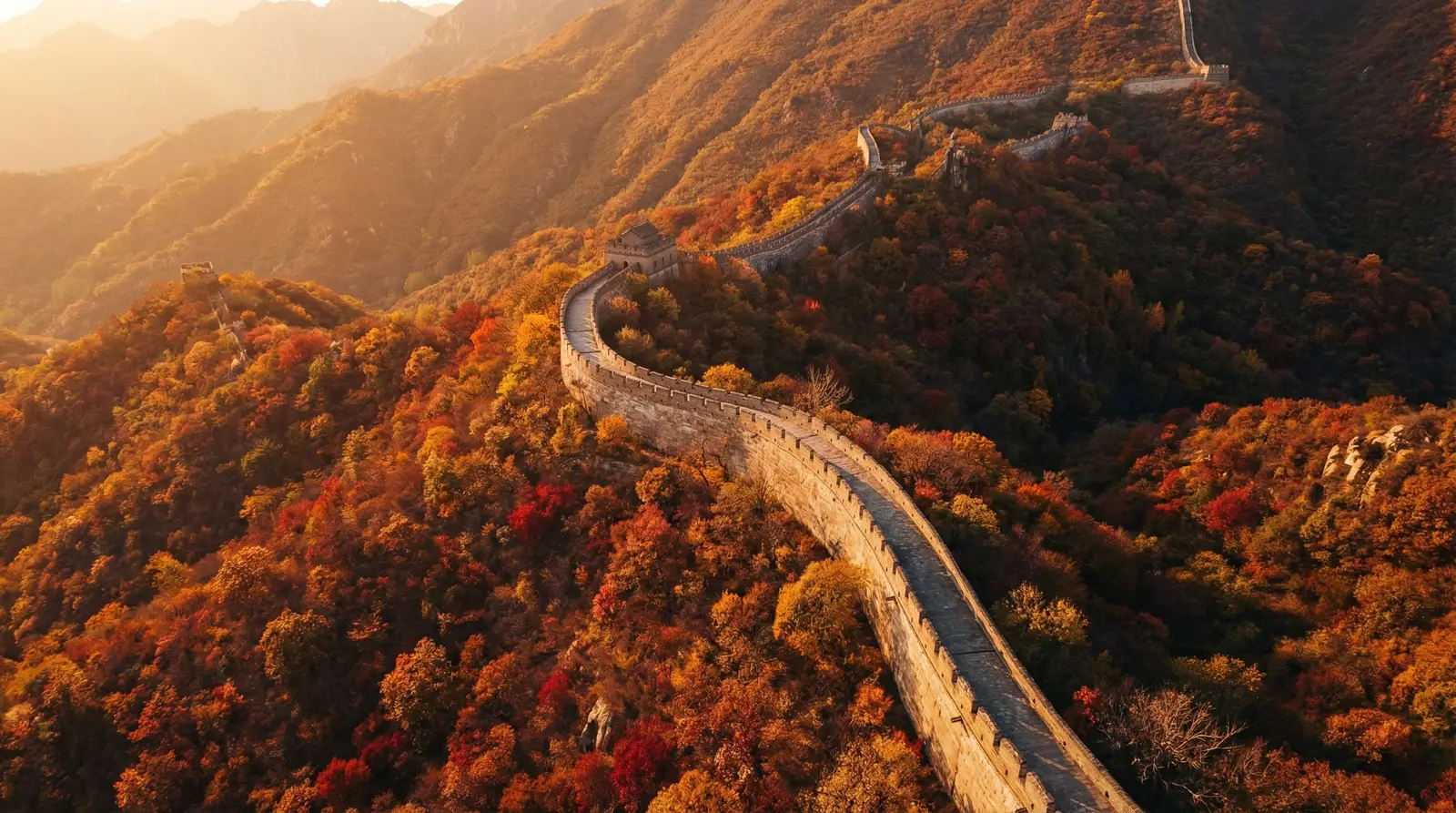 吉泽明步 快播 秋日长城航拍全景
